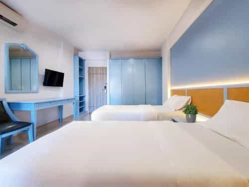 Chateau Hotel & Apartments Chateau Hotel & Apartments