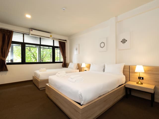 Deluxe Triple Room