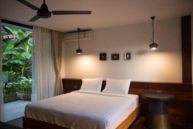 Garden View King Room with Terrace