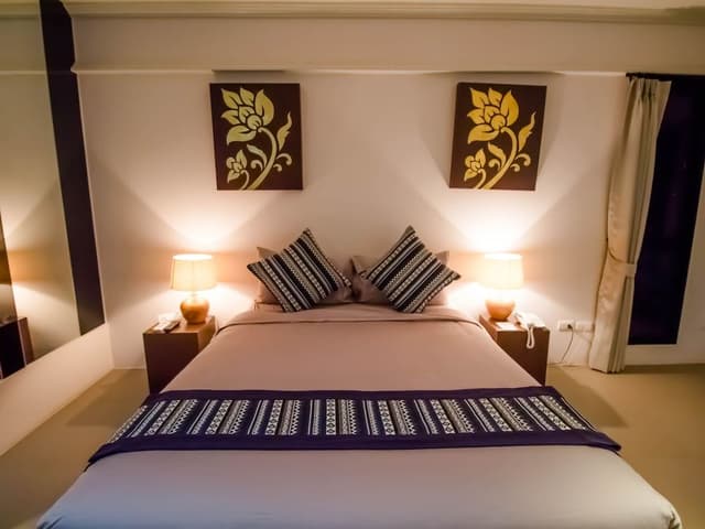 Executive Room