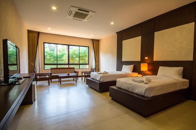 2 Twin Bed