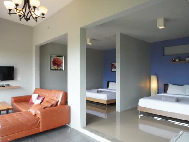 Deluxe Family Suite