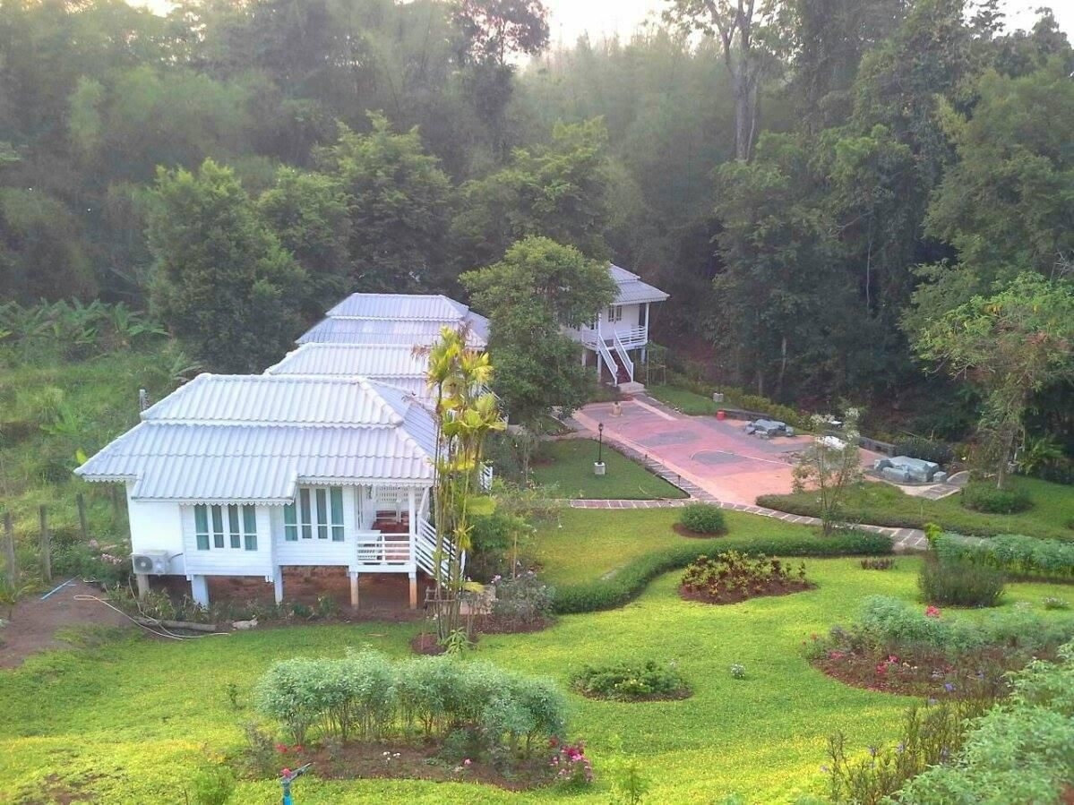 เขาค้อ ไวต์โฮม รีสอร์ต (Khaokor Whitehome Resort)2