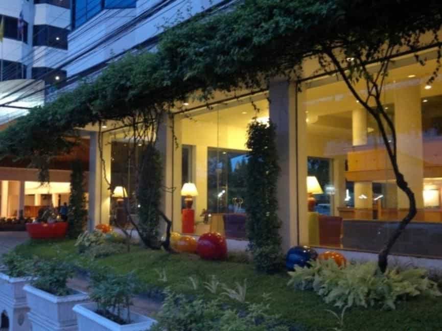 โรงแรมเดอะ มาเจสติค สกลนคร โรงแรมเดอะ มาเจสติค สกลนคร