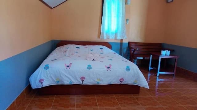 Basic Cabin, 1 Queen Bed, Non Smoking