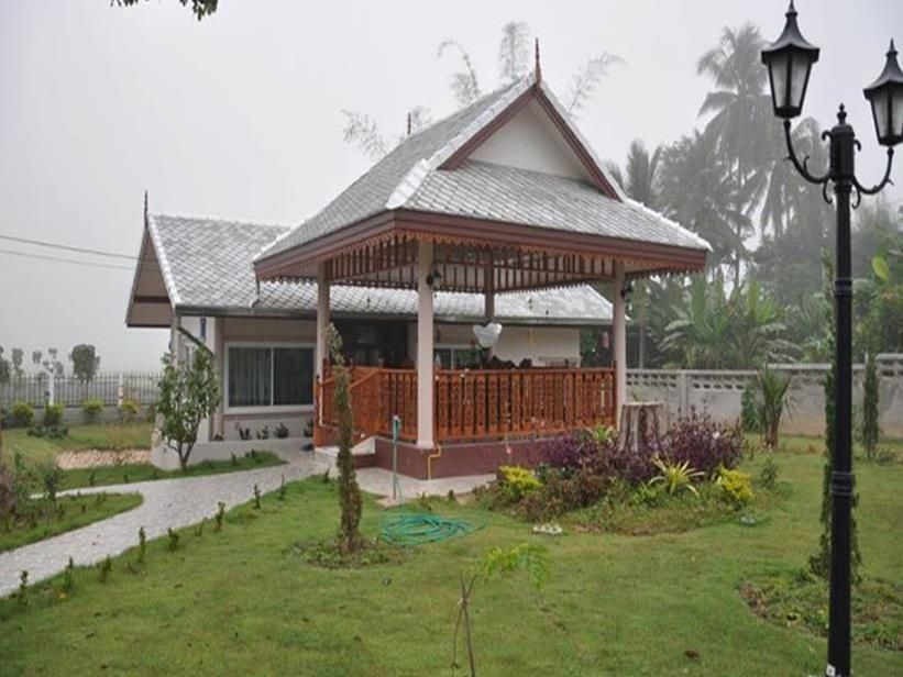 เฮือนวาดเขียนรีสอร์ท (Huean Wadd Khian Resort)4