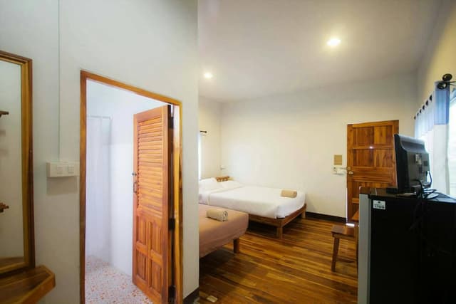 Triple Room with Breakfast