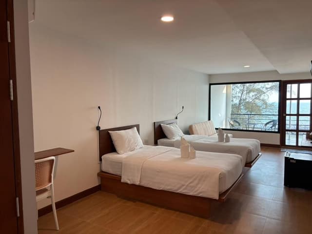 Sea View Beachfront Twin Room