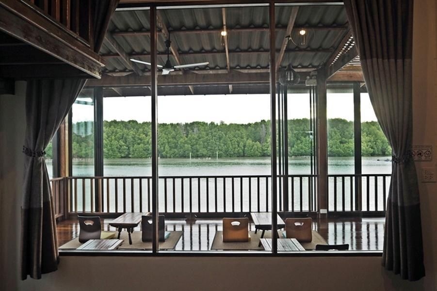 มาหาสมุทร บูติค โฮมสเตย์ (Mahahsamut Boutique Homestay Paknamprasae)4
