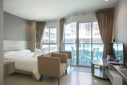 Grand Blue Condominium2