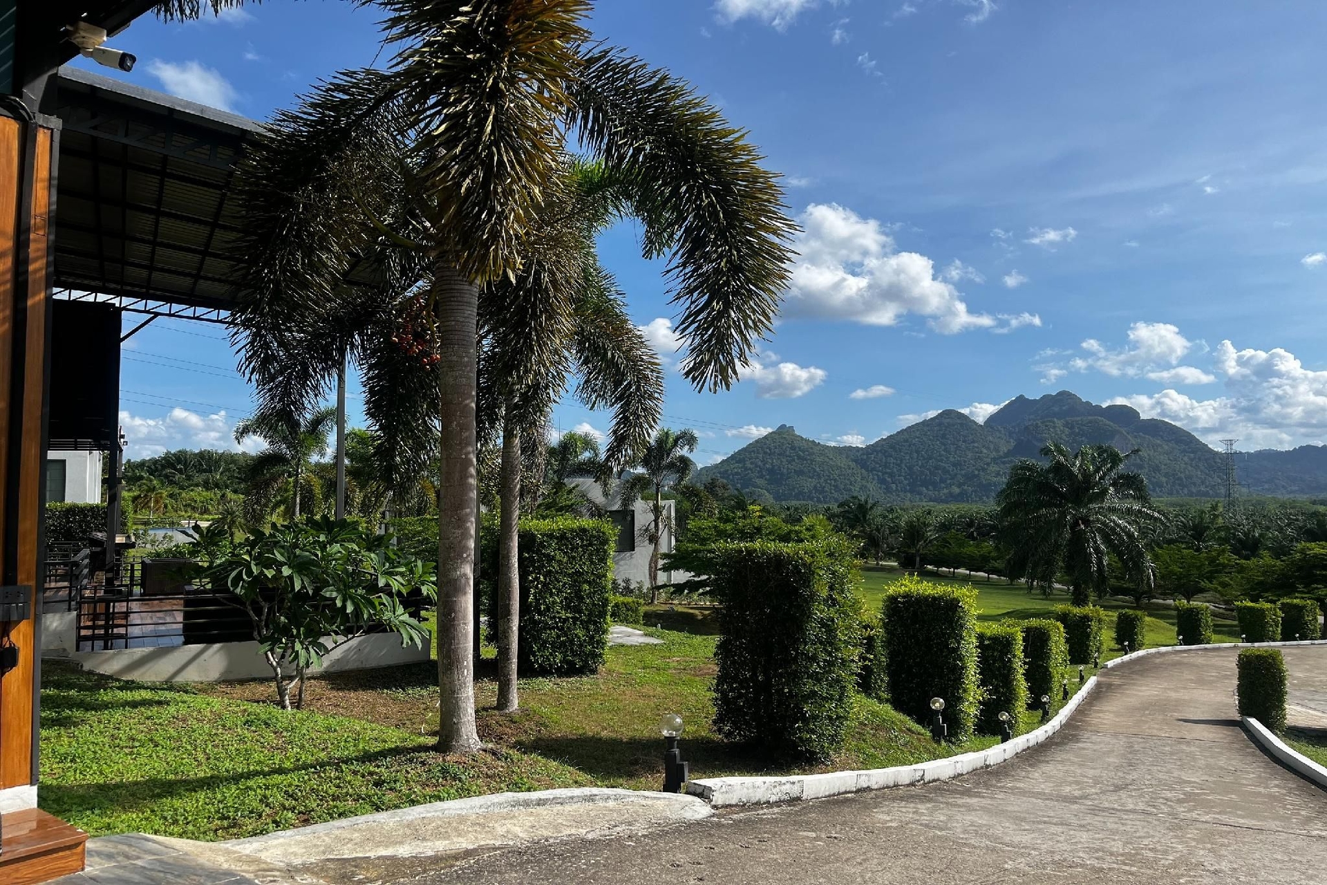 ไฮด์อะเวย์ ไพรเวท เรสซิเดนซ์ ใกล้เขื่อนรัชชประภา (Hideaway Private Residence Near Rajjaprabha Dam)3