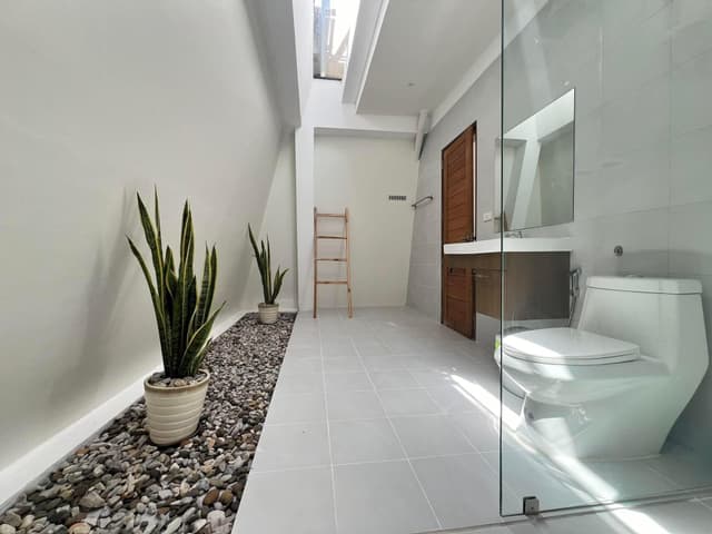 Double Room with Pool View