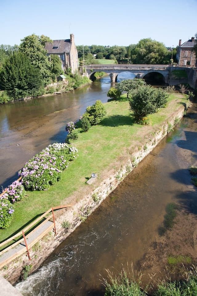 Comfort Room, 1 Double Bed, River View (Twin bed on request)
