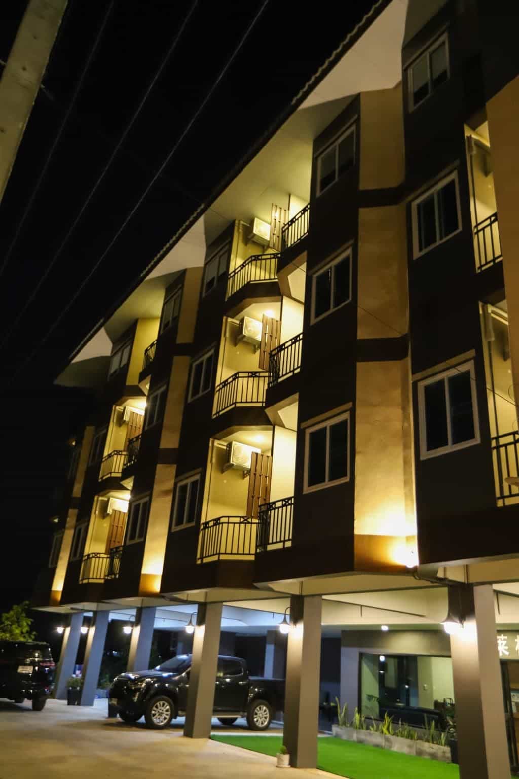 โรงแรมเชียงรายแอร์พอร์ตโฮเทล โรงแรมเชียงรายแอร์พอร์ตโฮเทล