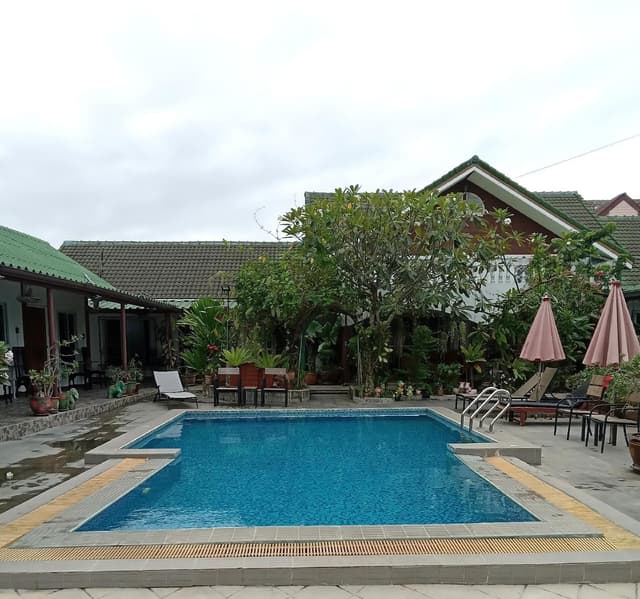 Pool View Studio Twin Room
