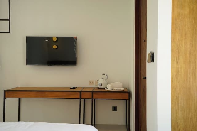 Double Room, 1 King Bed, Garden View