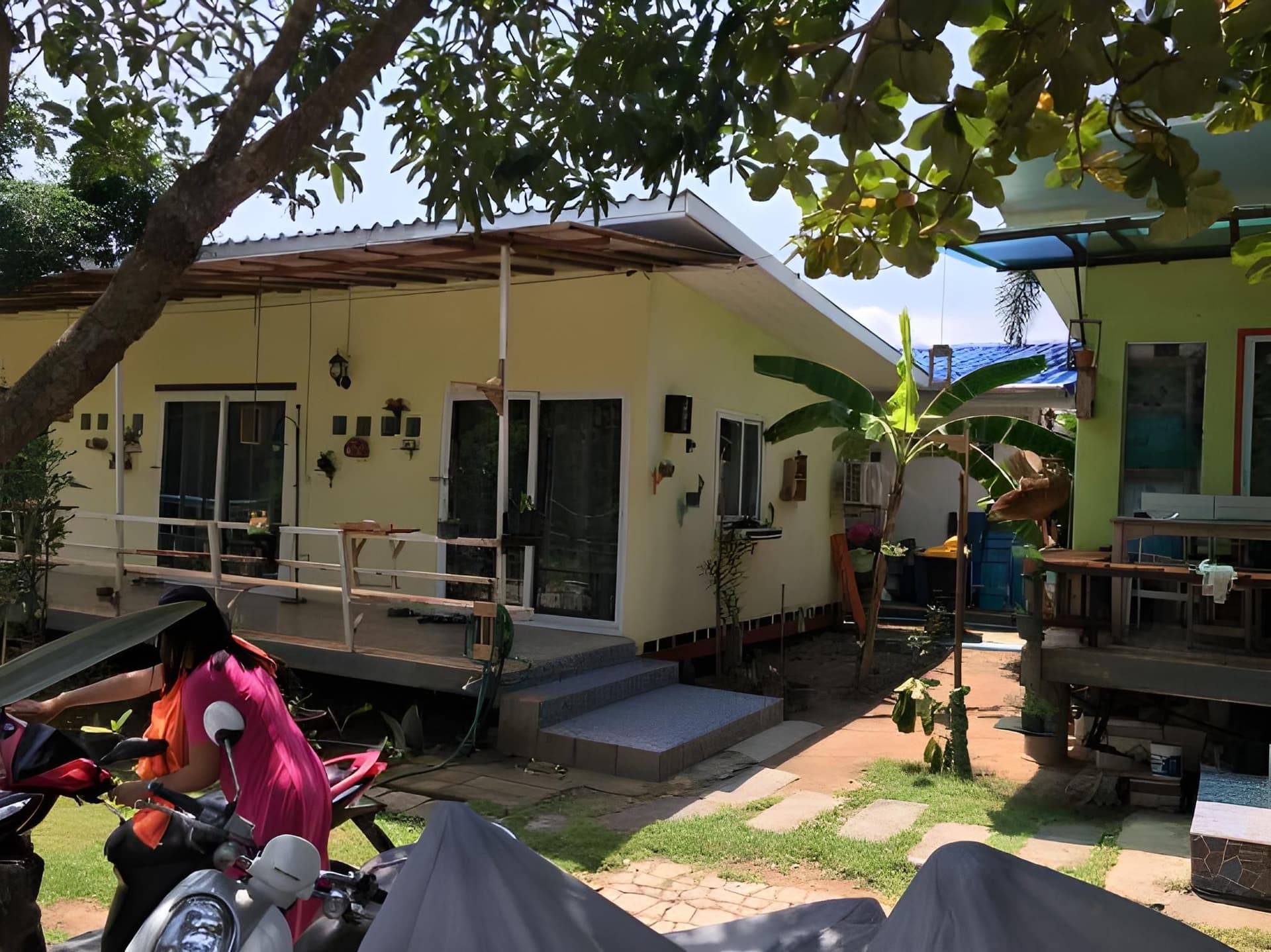 สโลว์ไลฟ์ รีสอร์ท เกาะล้าน สโลว์ไลฟ์ รีสอร์ท เกาะล้าน