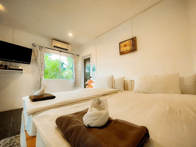 Garden Twin Room for 2 People with 2 Single Beds - Non-Smoking