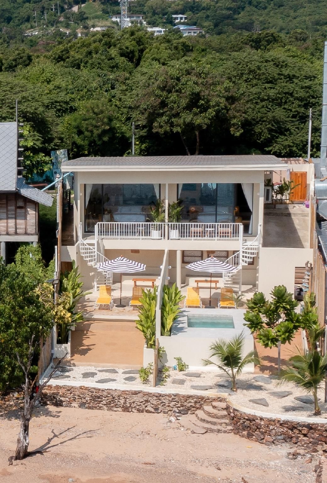 โซล เกาะล้าน ซีไซด์ (SOL Kohlarn seaside)1