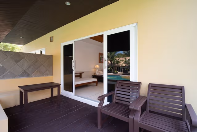 Deluxe Studio Suite