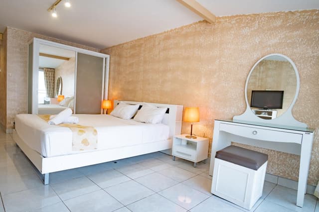 Deluxe Double Room With Balcony and Ocean View