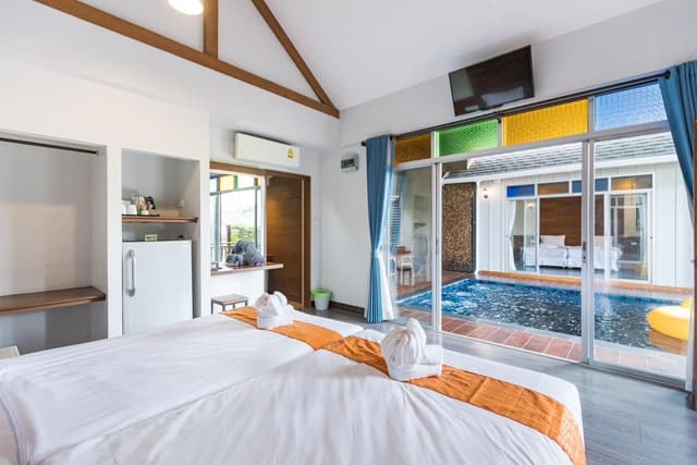 Grand Pool Villa