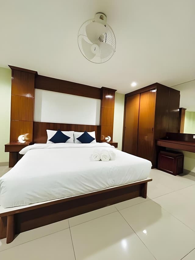 Deluxe Room with Balcony