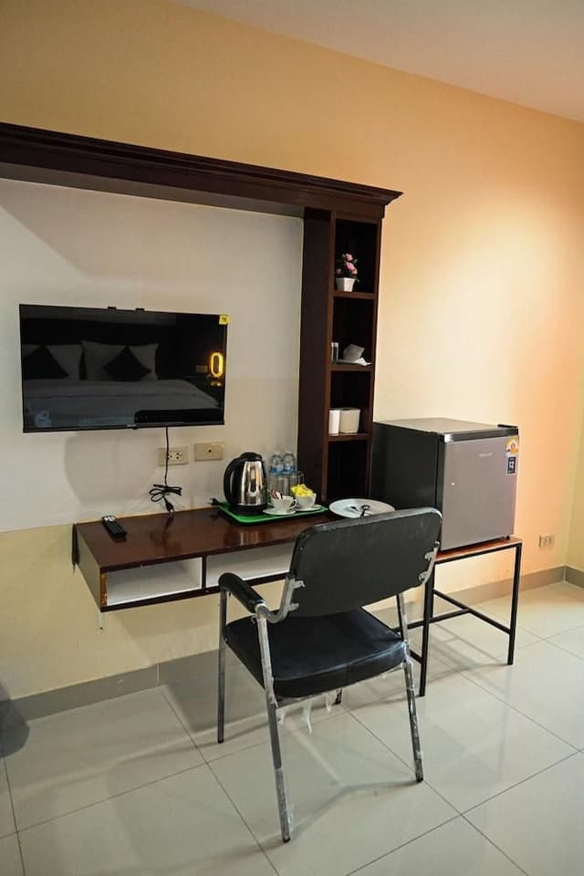 Superior Room, 1 King Bed, Balcony