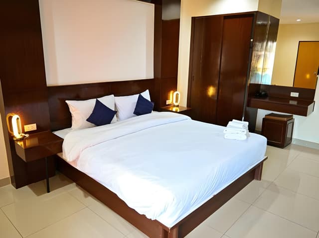 Deluxe Room with Balcony