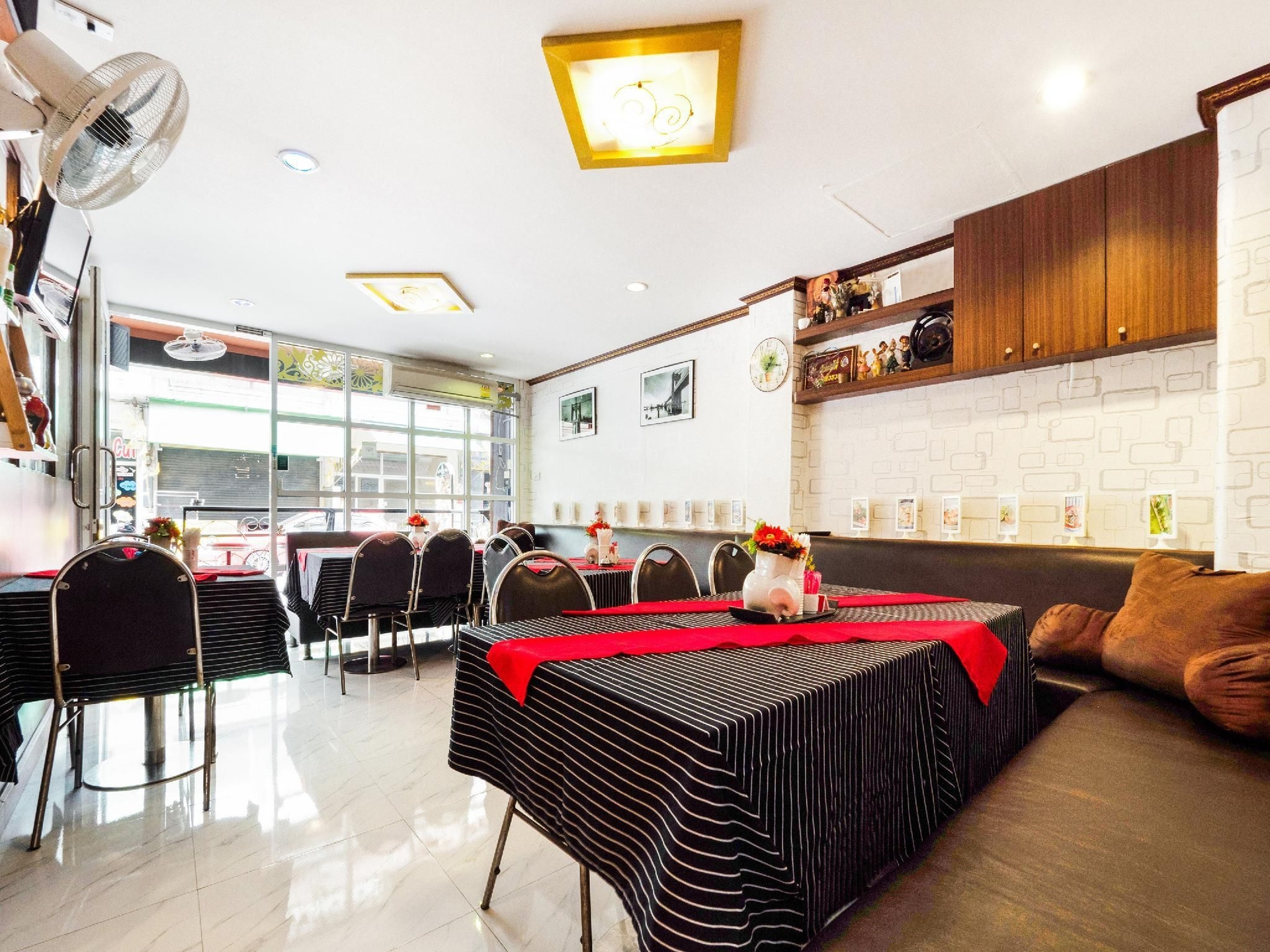 โอโย 75375 ลิซา เกสต์เฮาส์ (OYO 75375 Lisa Guesthouse)2