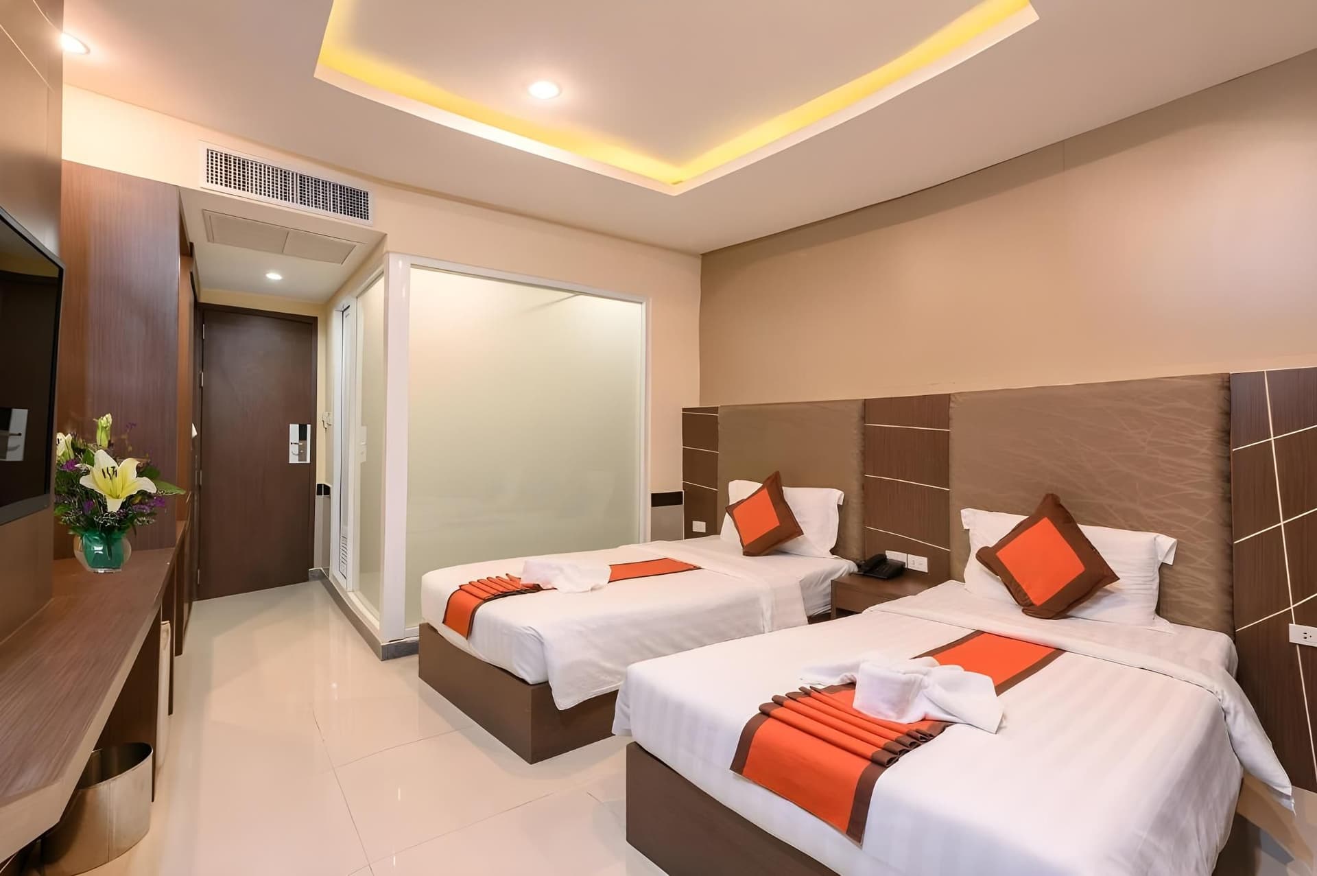 โรงแรมจอมเทียนฮอลิเดย์พัทยา โรงแรมจอมเทียนฮอลิเดย์พัทยา