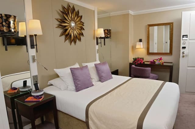 Superior Room, 1 Queen Bed (Larger Room)
