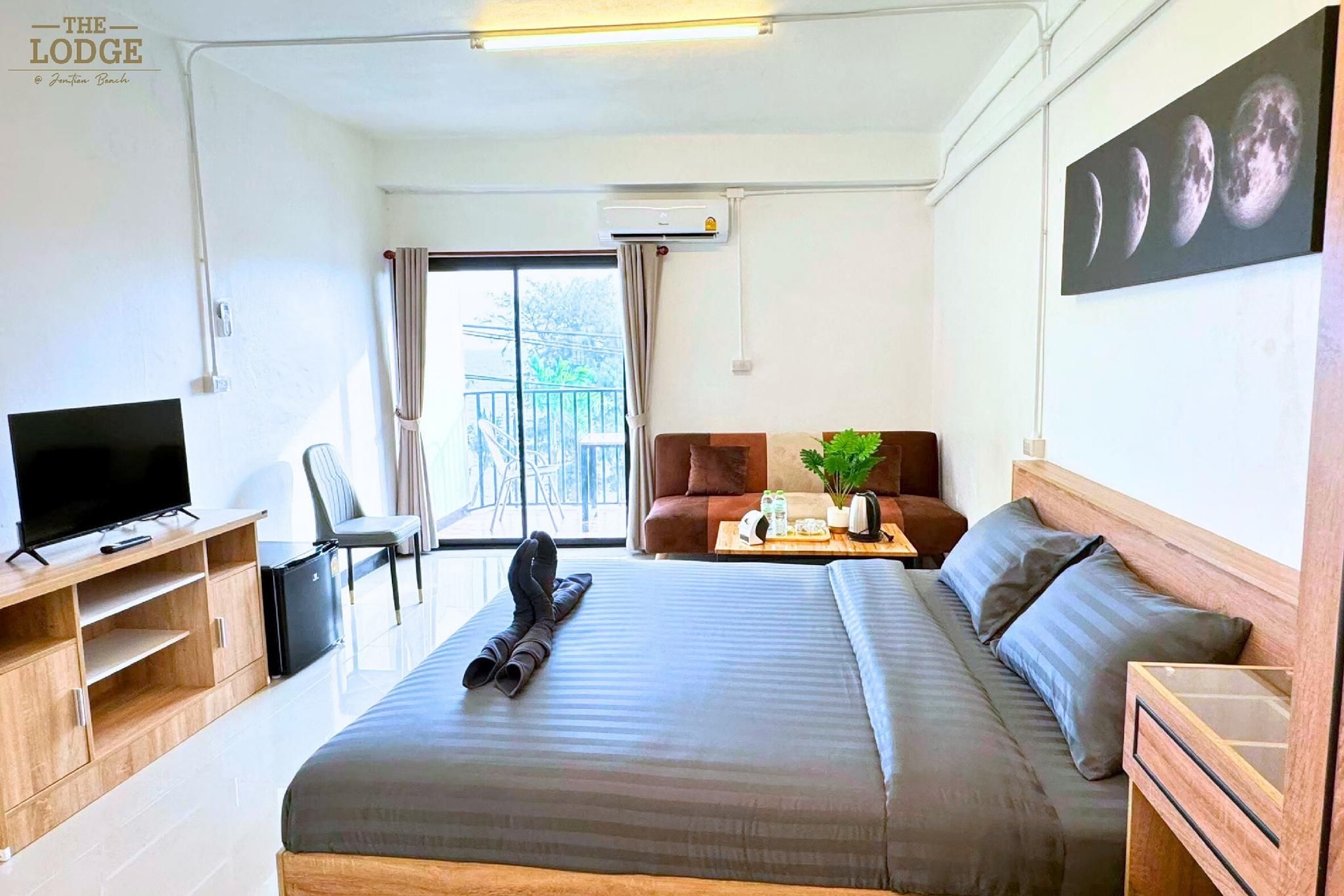 เดอะ ลอดจ์ จอมเทียน 7 (The Lodge Jomtien 7)2