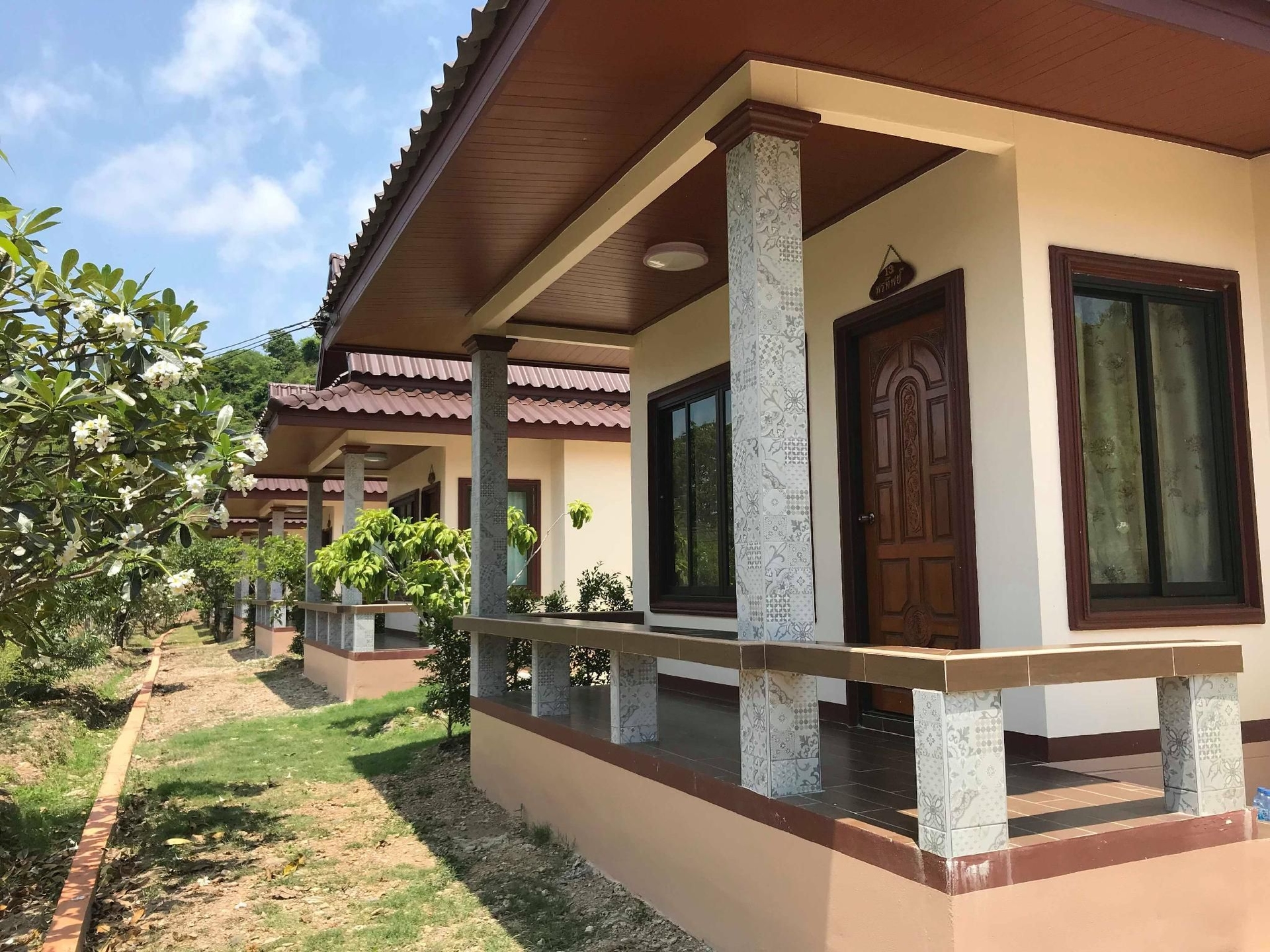 บ้านสวนทิพย์รีสอร์ต สัตหีบ (BaanSuantip Resort Sattahip)4