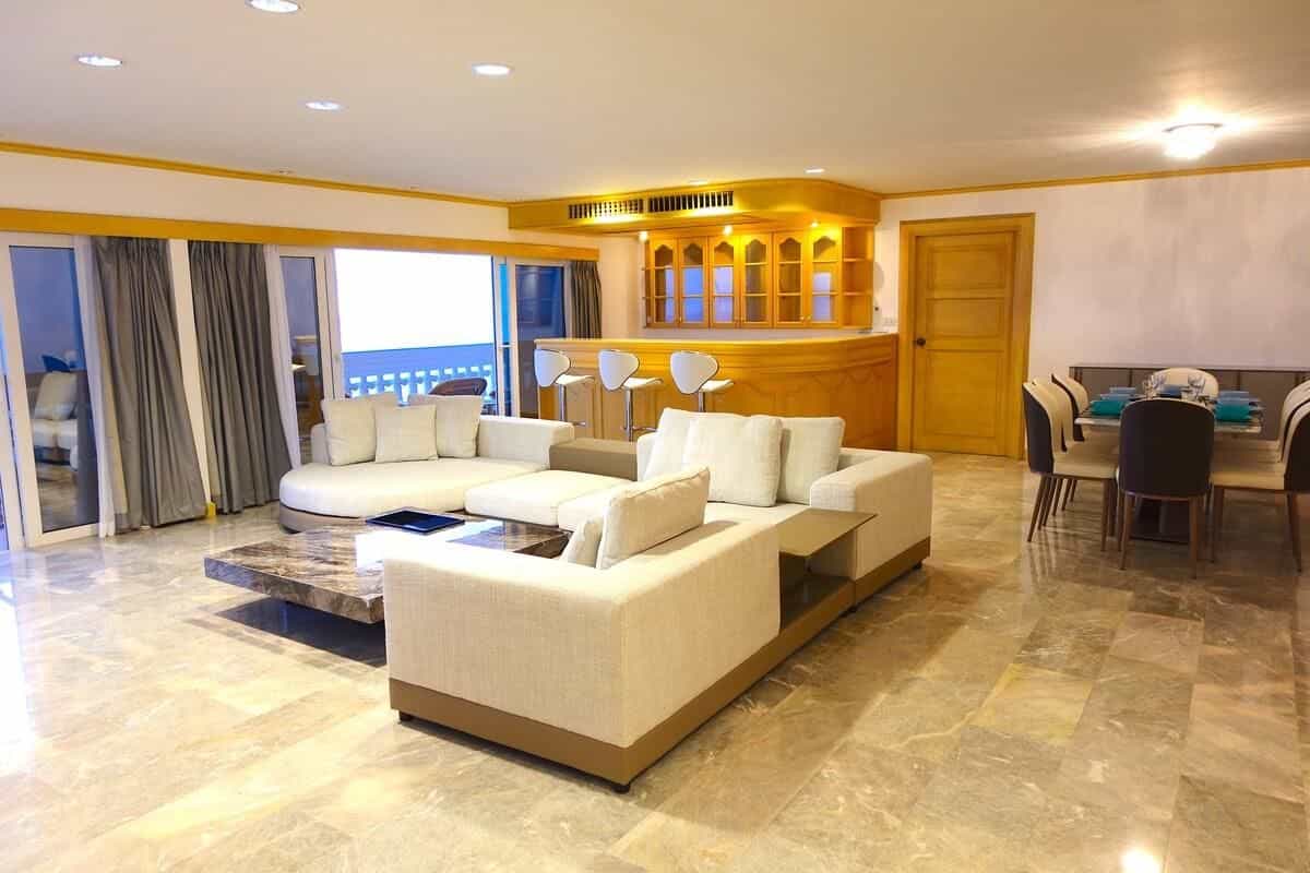 ที่พักกว้างขวาง 3 ห้องนอน 15 ม. ระเบียงซีวิว เพียง 1 นาทีถึงชายหาด ที่พักกว้างขวาง 3 ห้องนอน 15 ม. ระเบียงซีวิว เพียง 1 นาทีถึงชายหาด