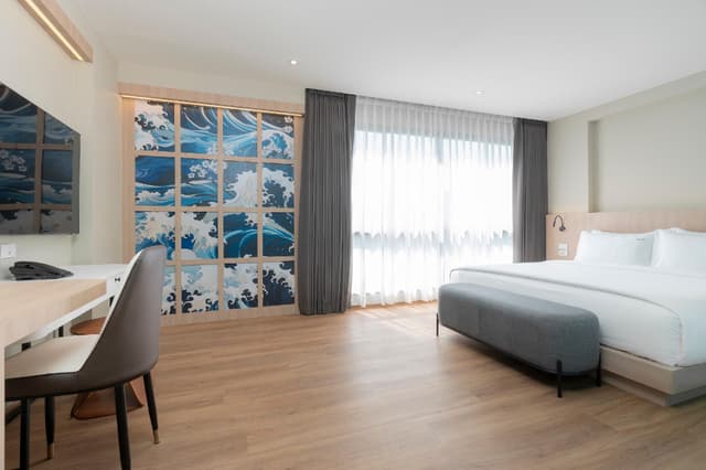 Premier Deluxe Double with Bathtub