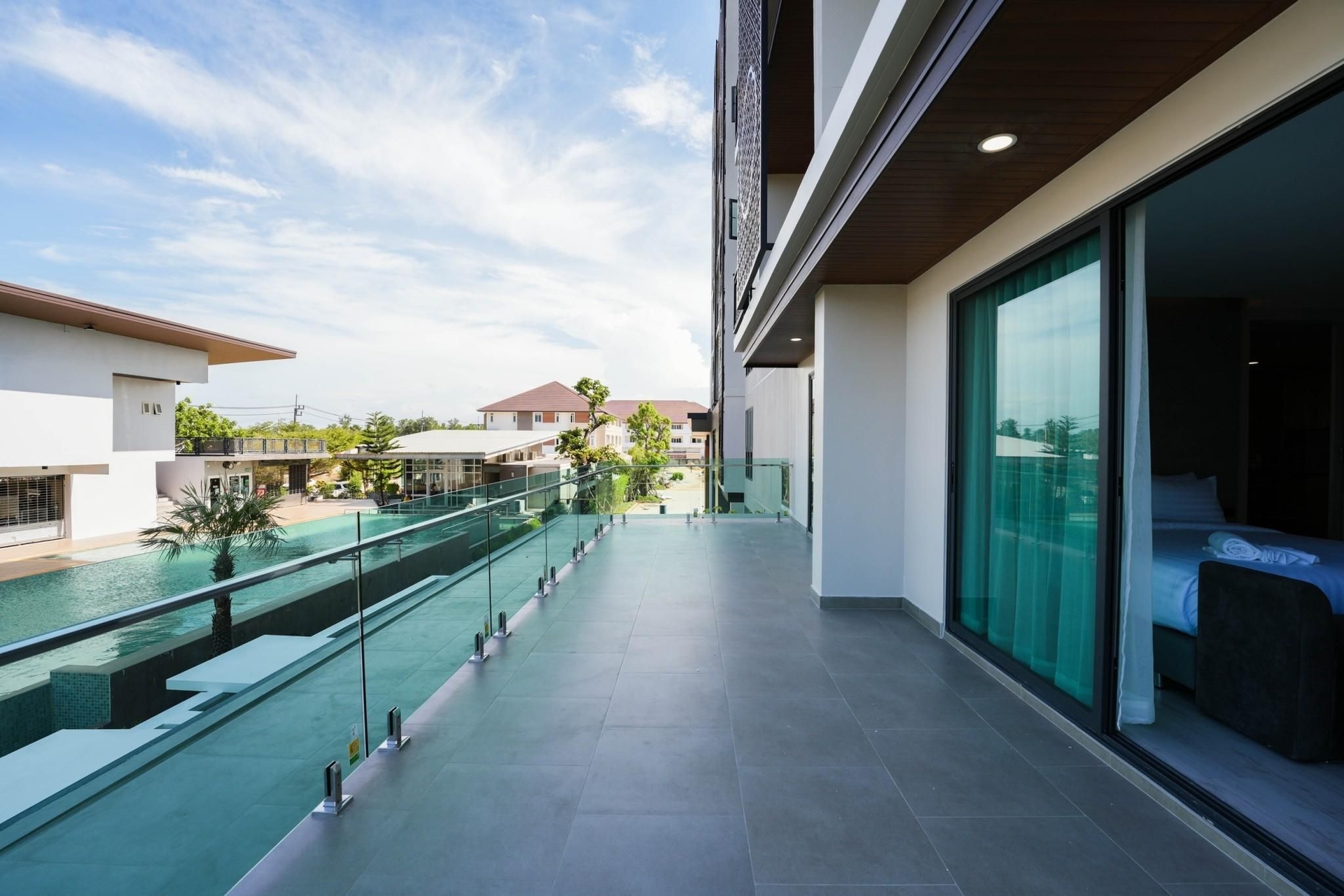 ออร่า โฮเทล หาดใหญ่ (Aura Hotel Hatyai)1