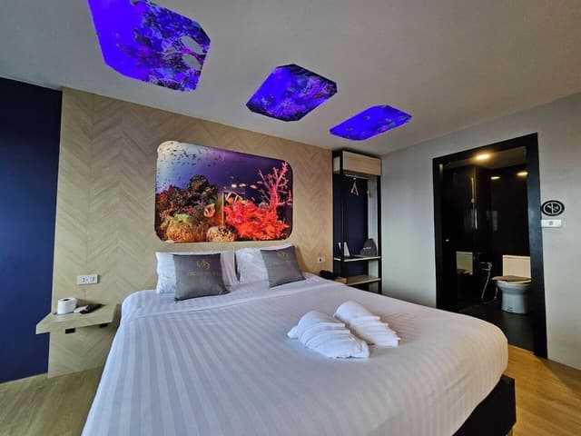 Superior Room, City View
