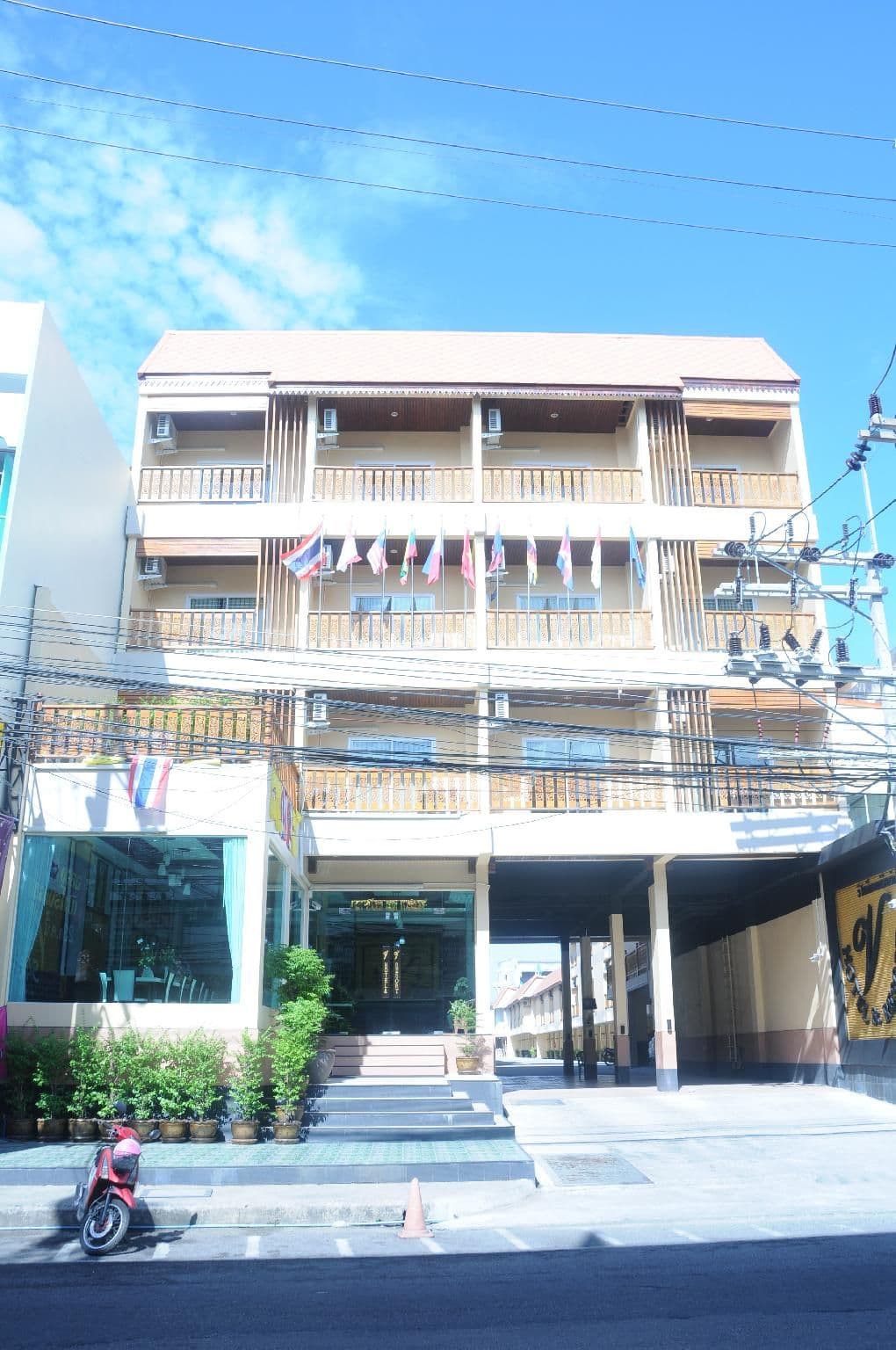 V.hotel & resort V.hotel & resort