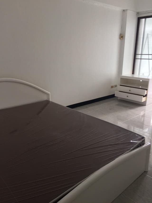 Standard - 1-Bedroom