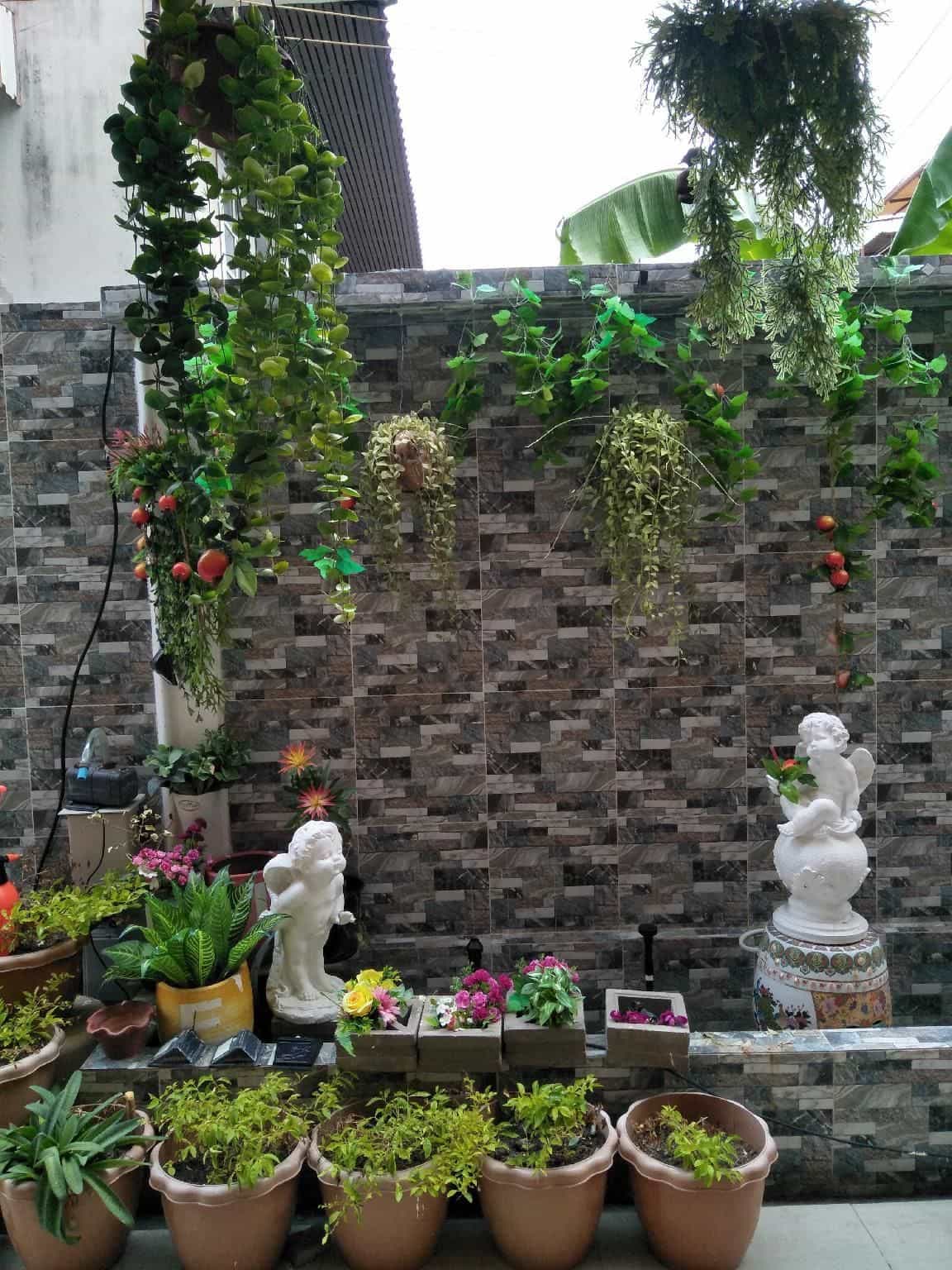 พีเพลส พีเพลส