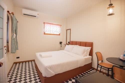 Suite with Air Conditioning