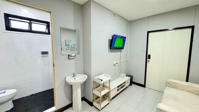 Queen Room