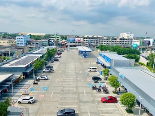 โรงแรมอัศวรรณ สุวรรณภูมิ (Asawann Hotel Suvarnabhumi)0