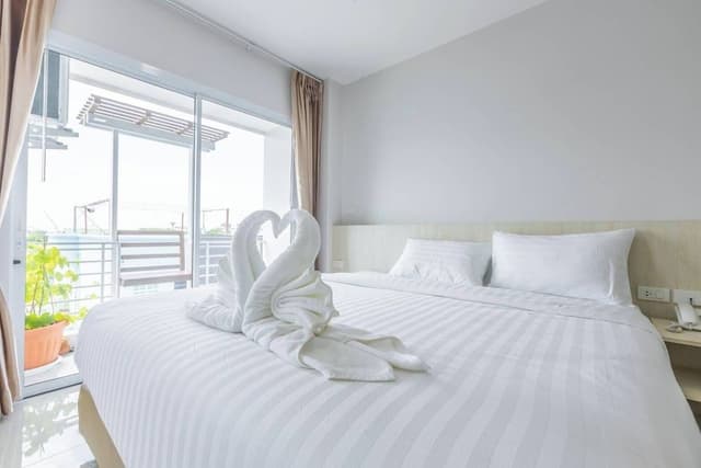Deluxe Room, 1 King Bed