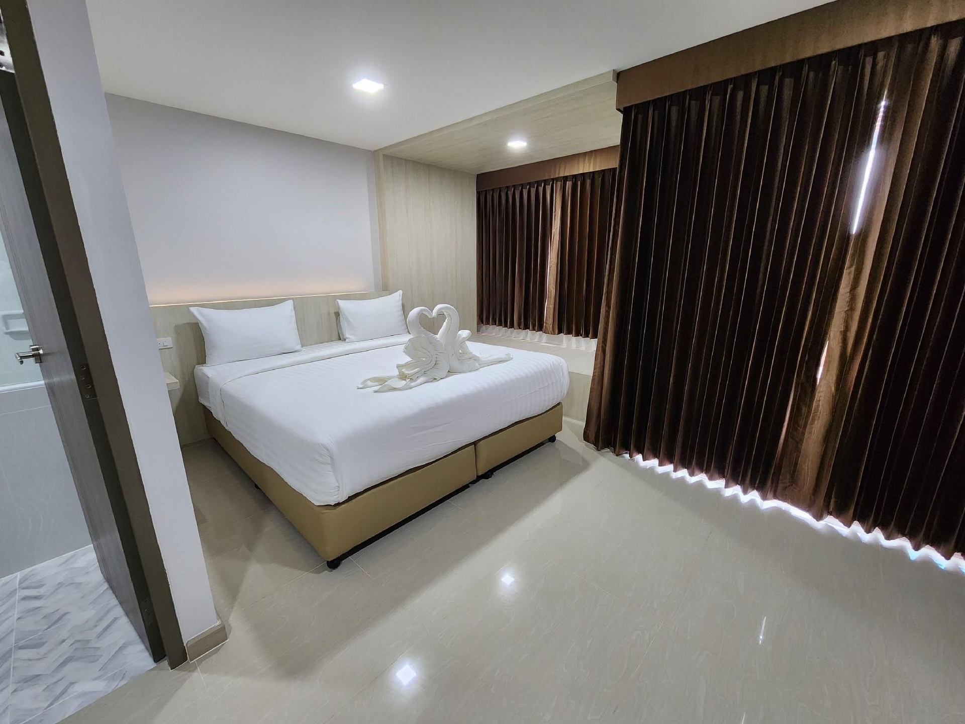 Sananwan Hometel1