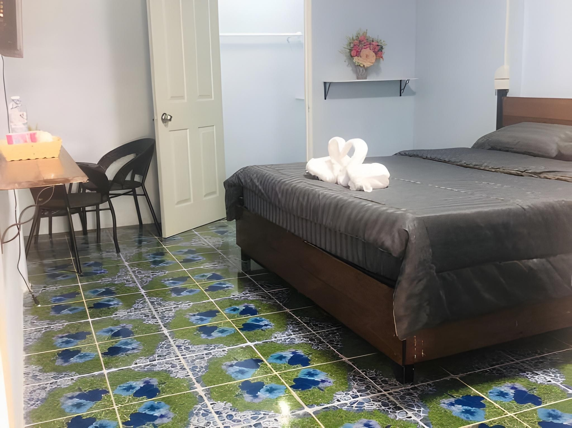 SS. Guesthouse1