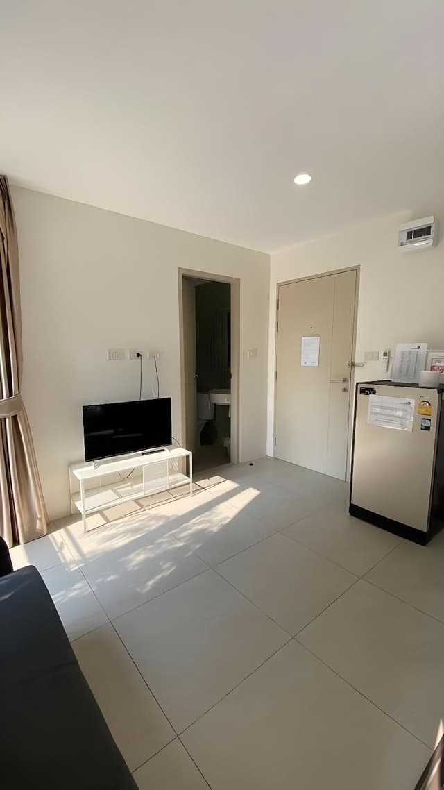 Standard Apartment, 1 Queen Bed, Balcony