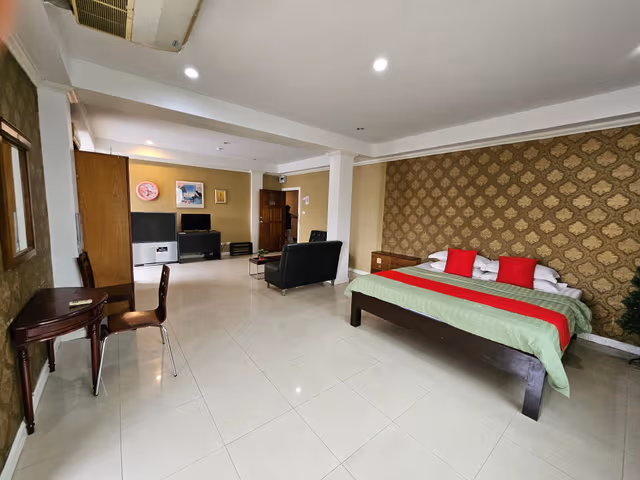 Deluxe Balcony