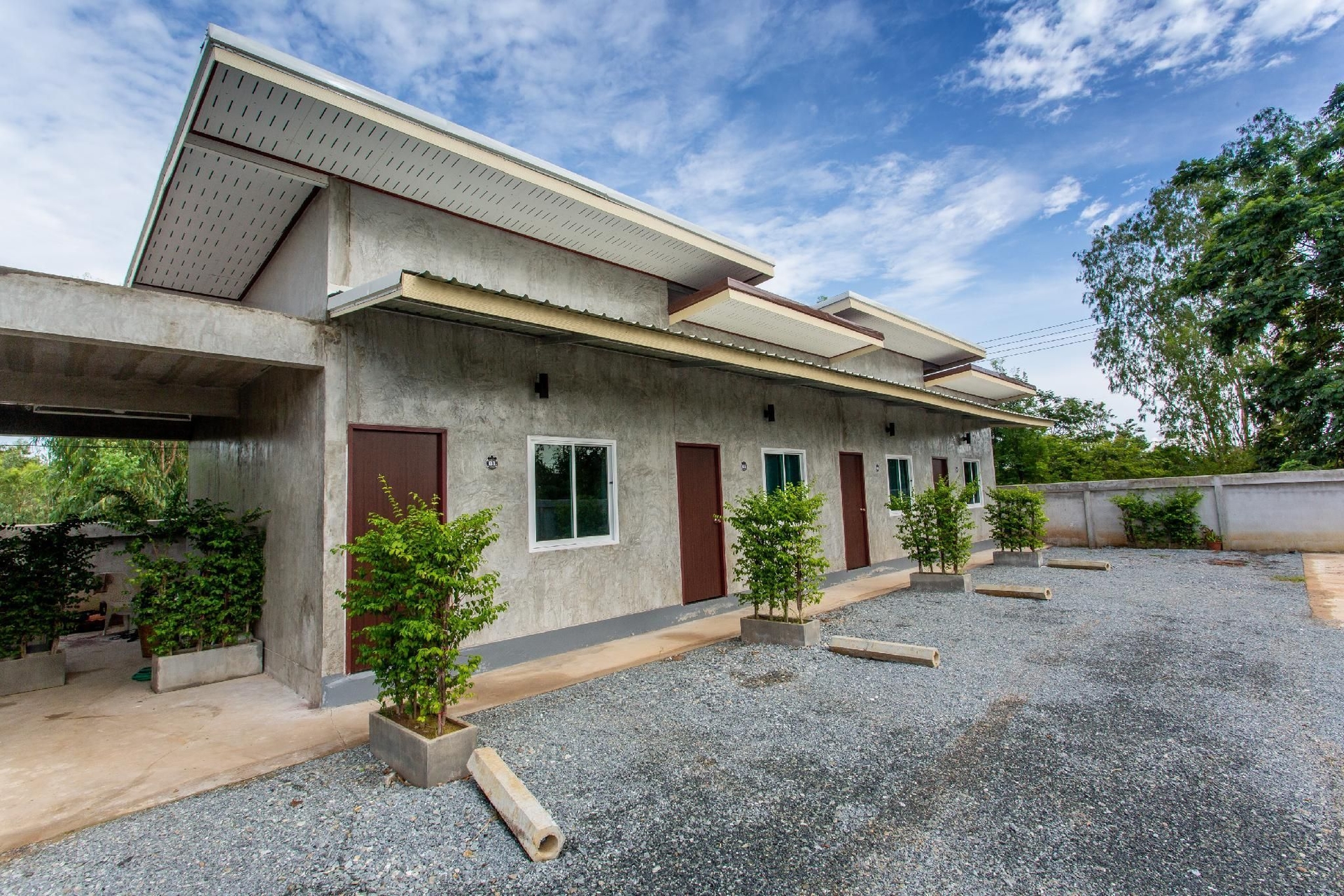 ซันรีสอร์ท (Sun Resort)0